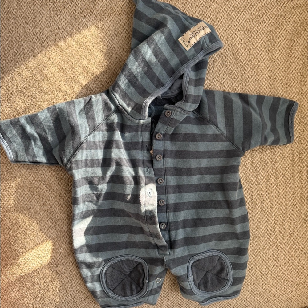 Okker-Gokker Copenhagen Organic blue hooded baby romper One Piece